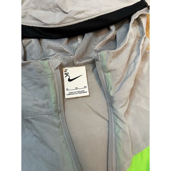 Nike Crossover Jacket - Picture 4 of 7